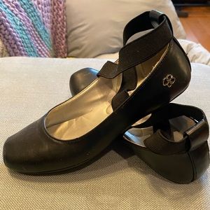 Jessica Simpson ballet flats